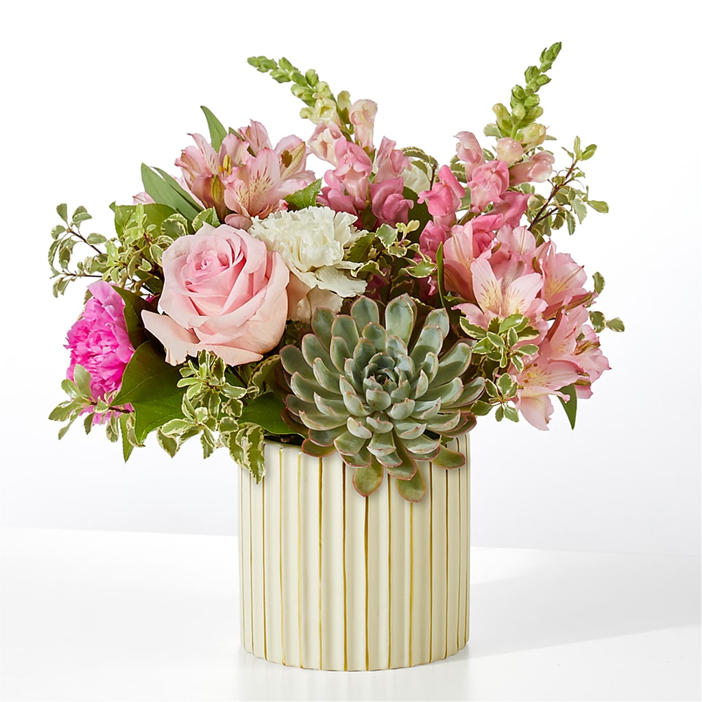Magenta Musings Bouquet – Vons Pavilions, Pleasanton CA