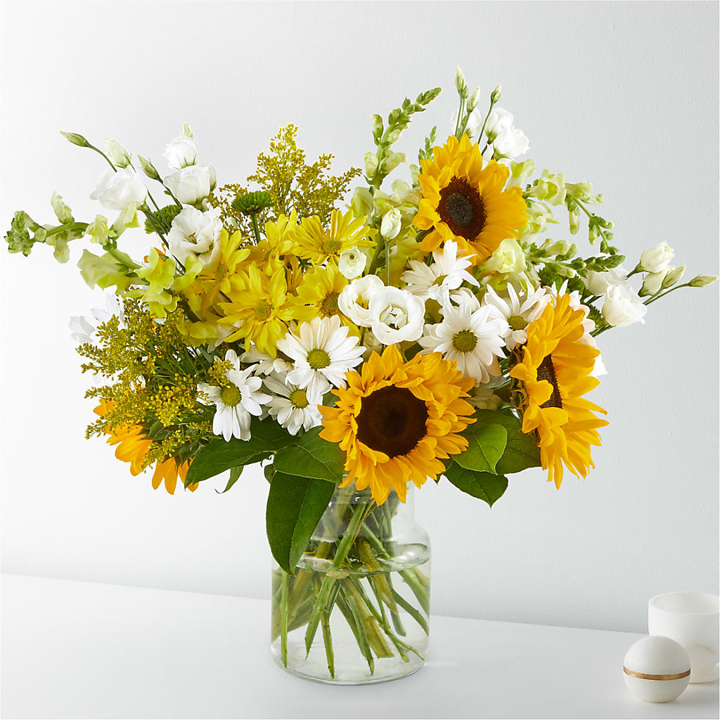 Hello Sunshine Bouquet – Vons Pavilions, Pleasanton CA