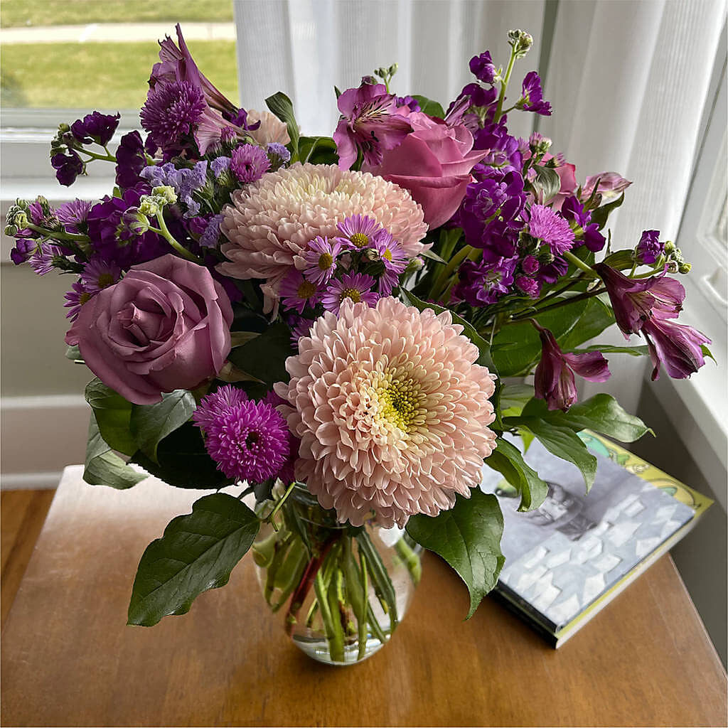 Ultraviolet Bouquet – Vons Pavilions, Pleasanton CA