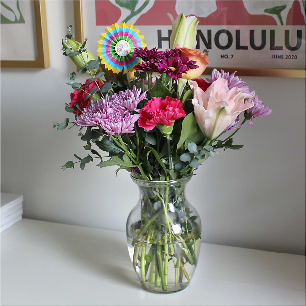 Light of My Life Bouquet & Happy Birthday Topper – Vons Pavilions, Pleasanton CA