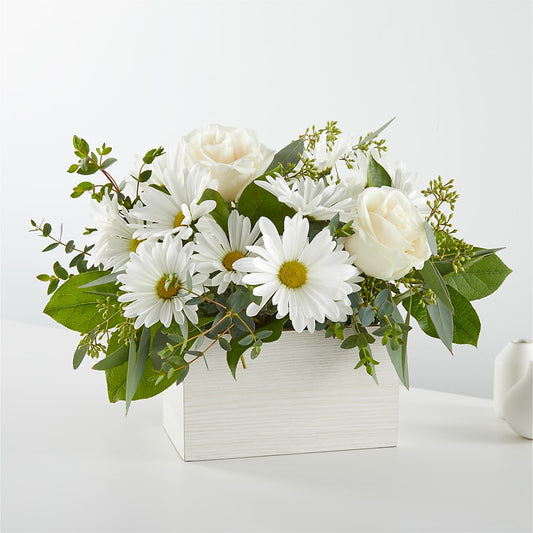 Fresh Linen Box Bouquet –  Vons Pavilions, Pleasanton CA