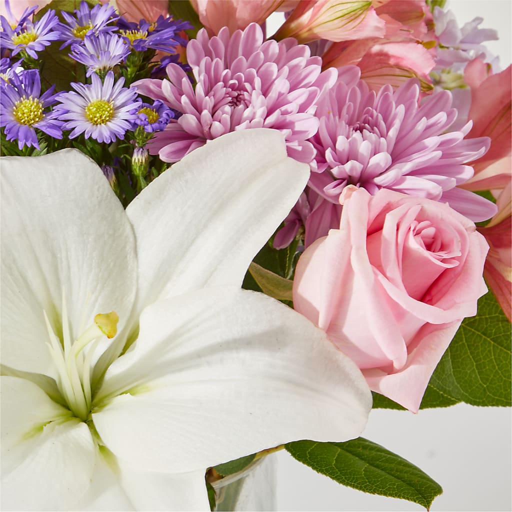 Weekend Escape Bouquet –  Vons Pavilions, Pleasanton CA