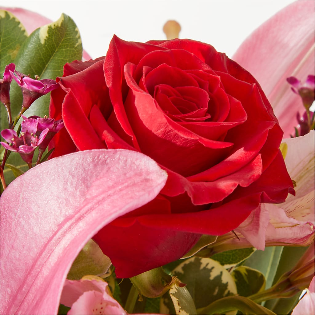 Lucky in Love Bouquet –  Vons Pavilions, Pleasanton CA