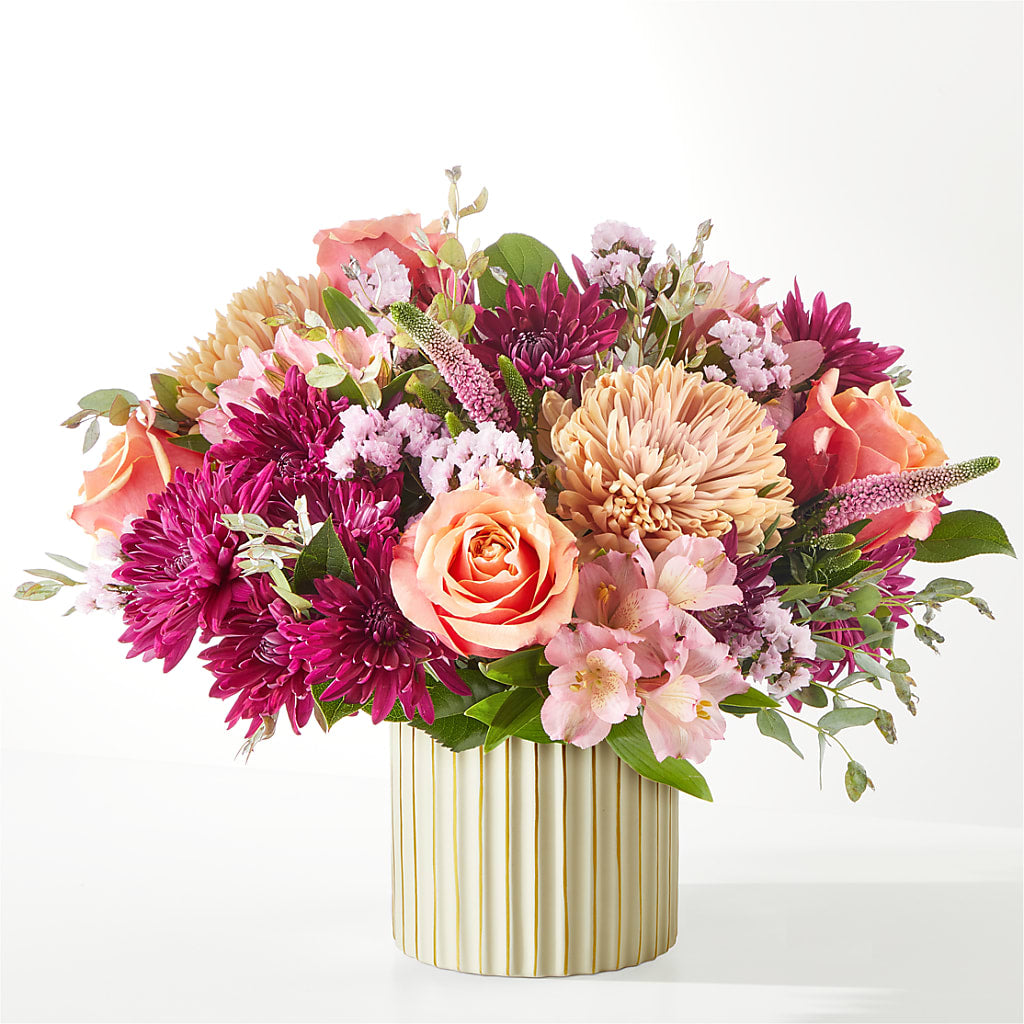 Berry Cobbler Bouquet with Ivory Vase –  Vons Pavilions, Pleasanton CA