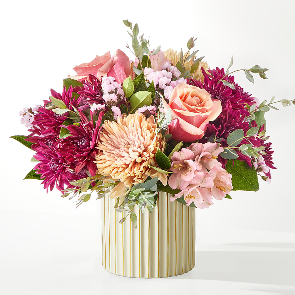 Berry Cobbler Bouquet with Ivory Vase –  Vons Pavilions, Pleasanton CA